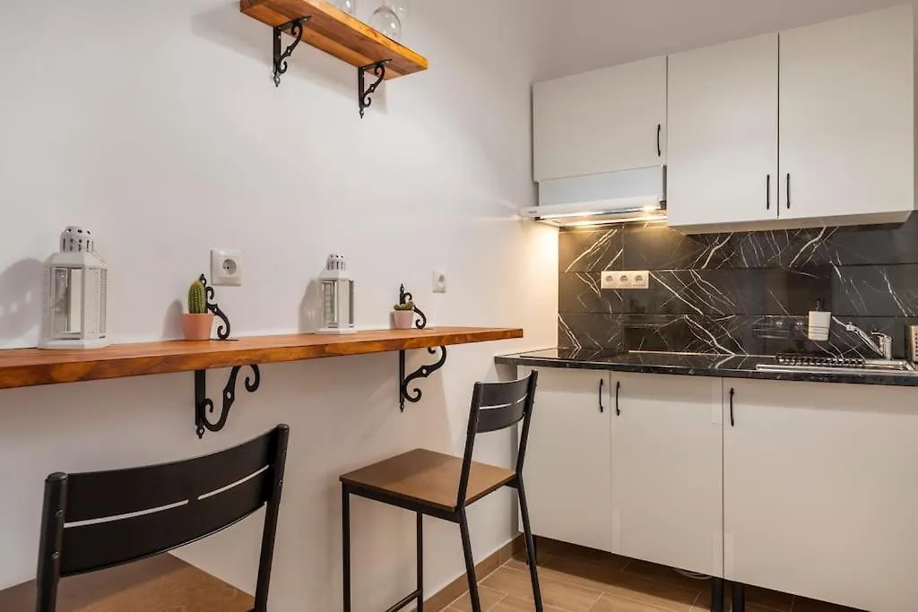 Amplio Apartamento En Malaga 0*,
