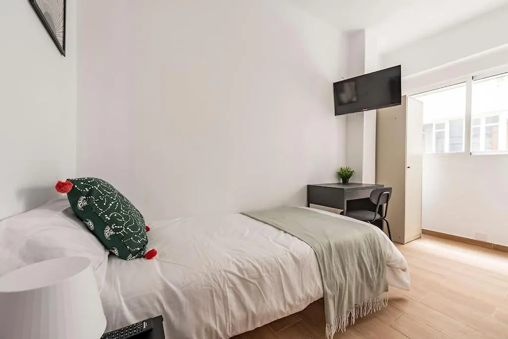 Amplio Apartamento En Malaga Apartment